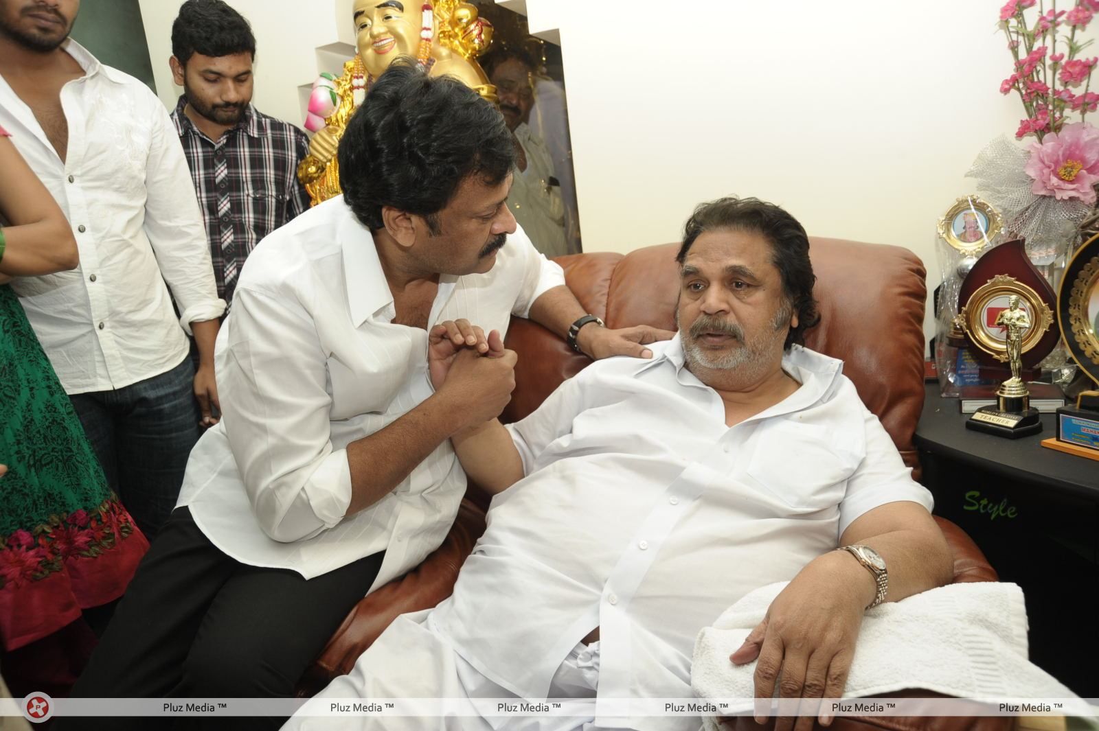 Dasari Padma Funeral and Condolences Pictures | Picture 112308